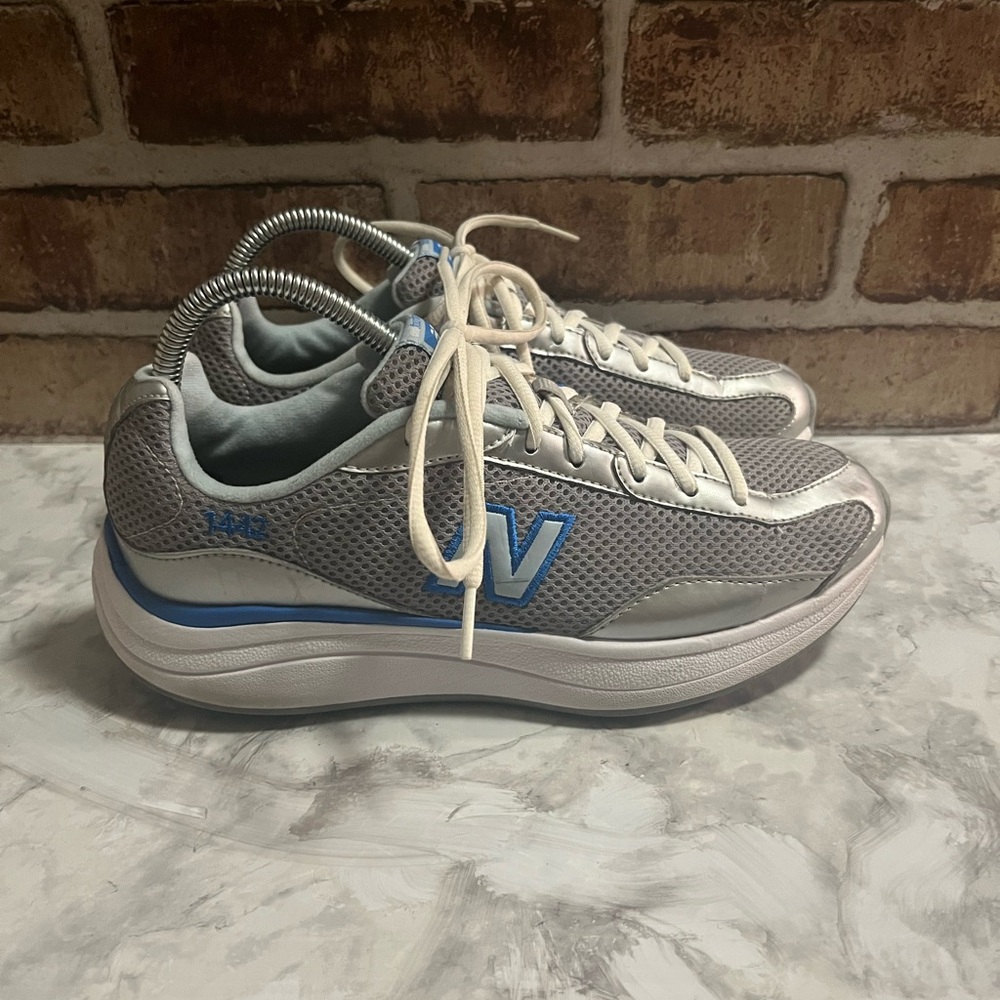 New balance